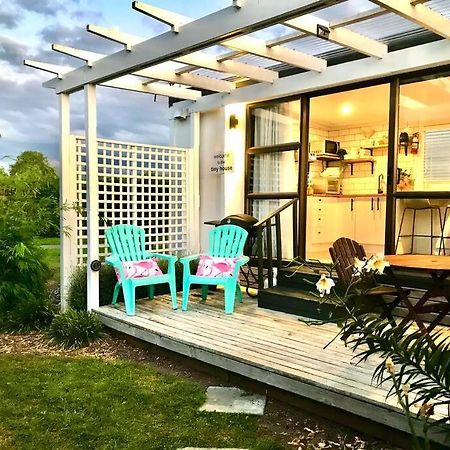 Rustling Oaks Nz Tropical Tiny House Villa Tamahere Dış mekan fotoğraf
